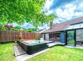 Ancien Corps de Ferme Jardin Jacuzzi 30 min Paris