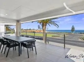 Oceanview Escape by Wine Coast Holidays
