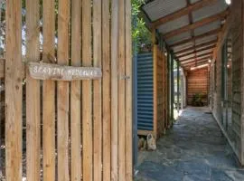 Sea-Vine Hideaway by Wine Coast Holiday Rentals
