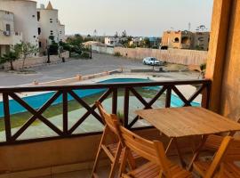 شاليه للايجار بقرية ديمورا, ξενοδοχείο σε Dawwār Muḩammad Abū Shunaynah