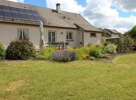Gîte familial et chaleureux avec jardin clos, garage, et proche de Blois, animaux bienvenus - FR-1-491-446