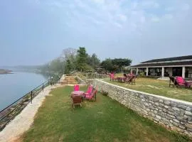 Chitwan Riverside Resort