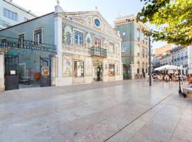 Bright 2 Bedroom Apartment with parking in Lisbon, Gasthaus in Lissabon