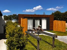 B&B Privé Tiny House Bij Zee，位于斯泰伦丹的酒店