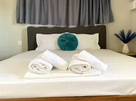 Delia Apartments