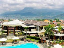Purnama Hotel, hotel v destinaci Malang