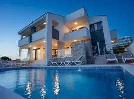 Luxury Guest House Rose