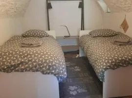 Chambre indépendante au calme