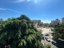 Beautiful City Square Apartment 100mbs