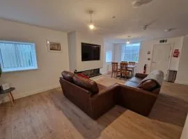 4 Bedroom Ground Floor Apartment