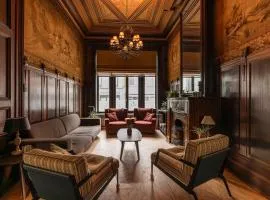 Luxueus vakantiehuis in hartje Ronse met 7 slaapkamers & badkamers