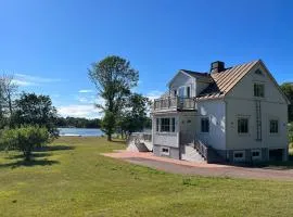 House by the ocean in Mariehamn