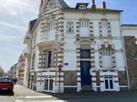 Le Castelnau