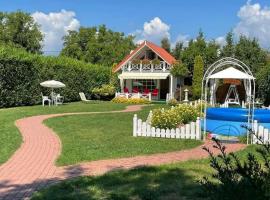Cabana Casuta din Vis, biệt thự ở Beclean