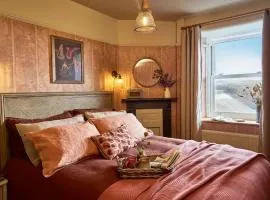 4 Coastguard Cottages - Porthgwarra