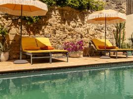 Le Prieuré Notre-Dame, hotel v destinaci Montfrin