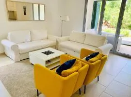 Lavender Bay Apartment B15