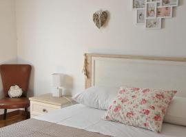 La Casa sul Lago, дом у озера в аренду в городе Анджера