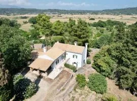 Charming Villa for nature lovers in Theotoky Estate Vineyard and olive mill