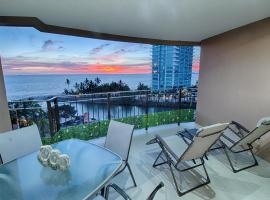 Beachfront Condo with Access to Pools, Gym, Tennis Court、プエルト・バジャルタのヴィラ