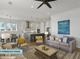 No Worries Bay House by Liquid Life
