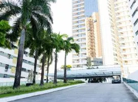 Beach Class Internacional - Studio Vista Mar em Boa Viagem por Yolo