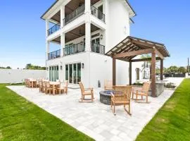Mer Soleil - Brand New Luxury Retreat!