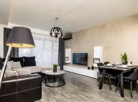 Flats Avenue 236- A