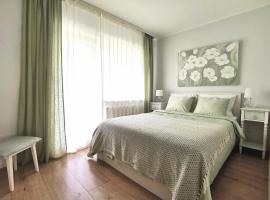 Pikanõmme 8 family apartment, hotel in Pärnu