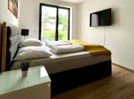 Schöne Wohnung mit Terrasse und Parkplatz