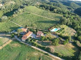 Agriturismo Buon Riposo - Country Resort in the Heart of Tuscany, hotel v destinaci San Giovanni a Corazzano 