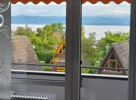Lakeview by Bea