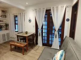 Linda casa no centro de Buzios