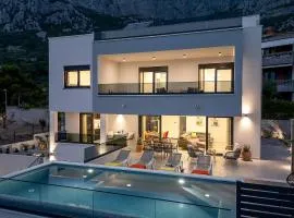 Awesome Home In Veliko Brdo With Wifi