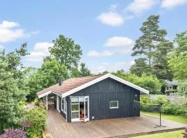4 Bedroom Gorgeous Home In Hornbæk