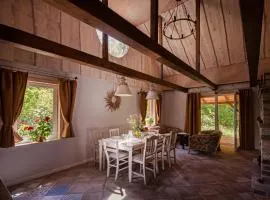 Jagodowy Zakątek, całoroczny dom na wyłączność w lesie, balia, cisza, kominek, weranda, stawy