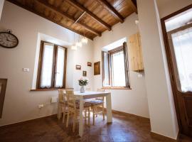 Amelia's House - Soggiorno nel verde tra Storia ed il Lago di Garda, hotel v destinaci Solferino