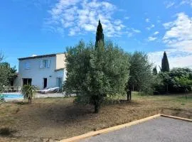 Maison entre vignes et piscine à 5 mn des plages !