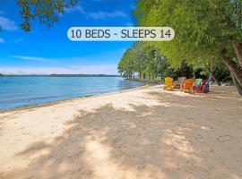 Lake Norman Breakaway, beach hotel in Mooresville