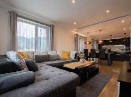 Hyggemate - 2 Bed Room Warm Stay in Sarnitsa