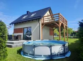 Przy jeziorze - domek na Kaszubach z balią