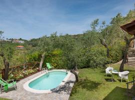Villa Saretta Amalfi Views Pool & Guest Services by Feeling Italy, hotel in Massa Lubrense