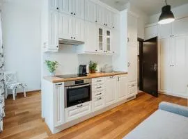 Sight Main Square & Main Train Station & Planty