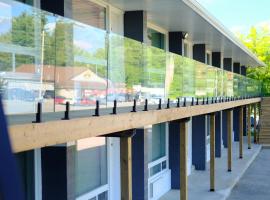 Stay Inn Muskoka, hotel with hot tubs in Gravenhurst