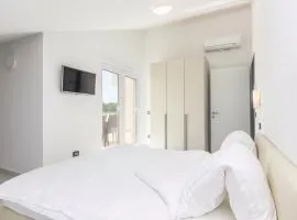Penthouse Funtana with pool