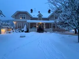 Rosa Huset Osebol