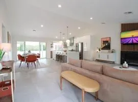 Summer fun in Indian Wells. Private Pool, 4BD, 3BA.