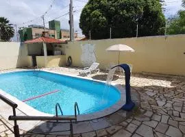 Conforto e Diversão em Ponta Neg, Casa com Piscina, Próxima à Praia e Comodidades Completa