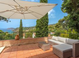 Holiday Home Villa G by Interhome, hotel v destinaci Le Rayol-Canadel-sur-Mer