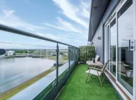 Skyline Duplex Penthouse - 3 Bedroom - Llanelli